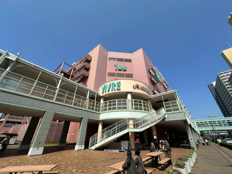【VIVRE明石店】約1080ｍ